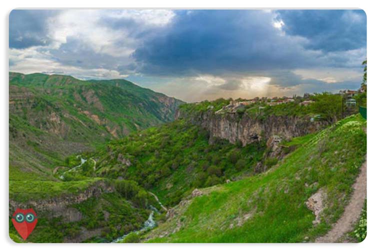 دره گارنی ارمنستان