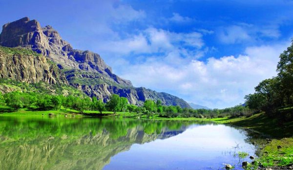 جاهای دیدنی لرستان در بهار