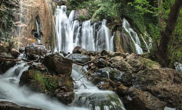 آبشار نوژیان