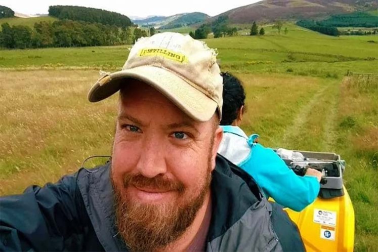 کار داوطلبانه در سفر